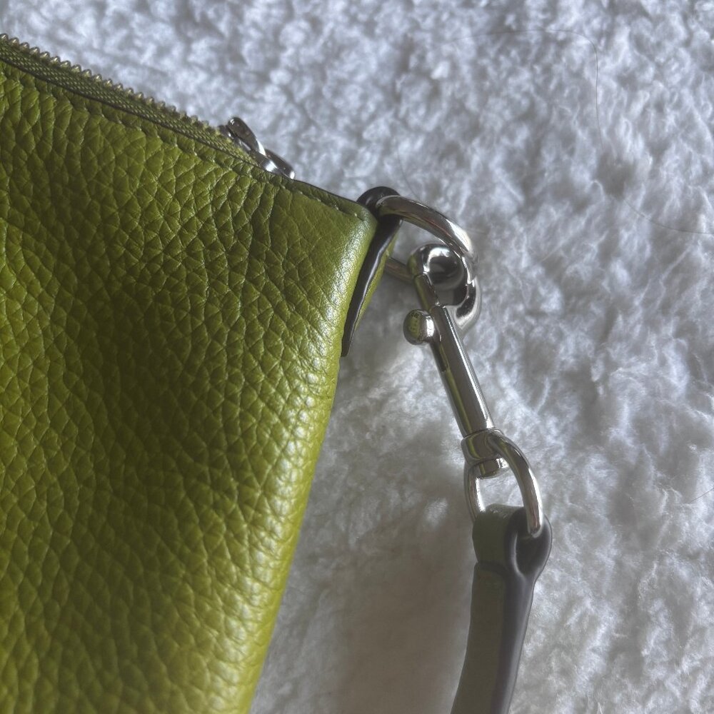 Coach Kelsey Small Yellow Green Leather Satchel Crossbody, Zipper does not work - Picture 3 of 10